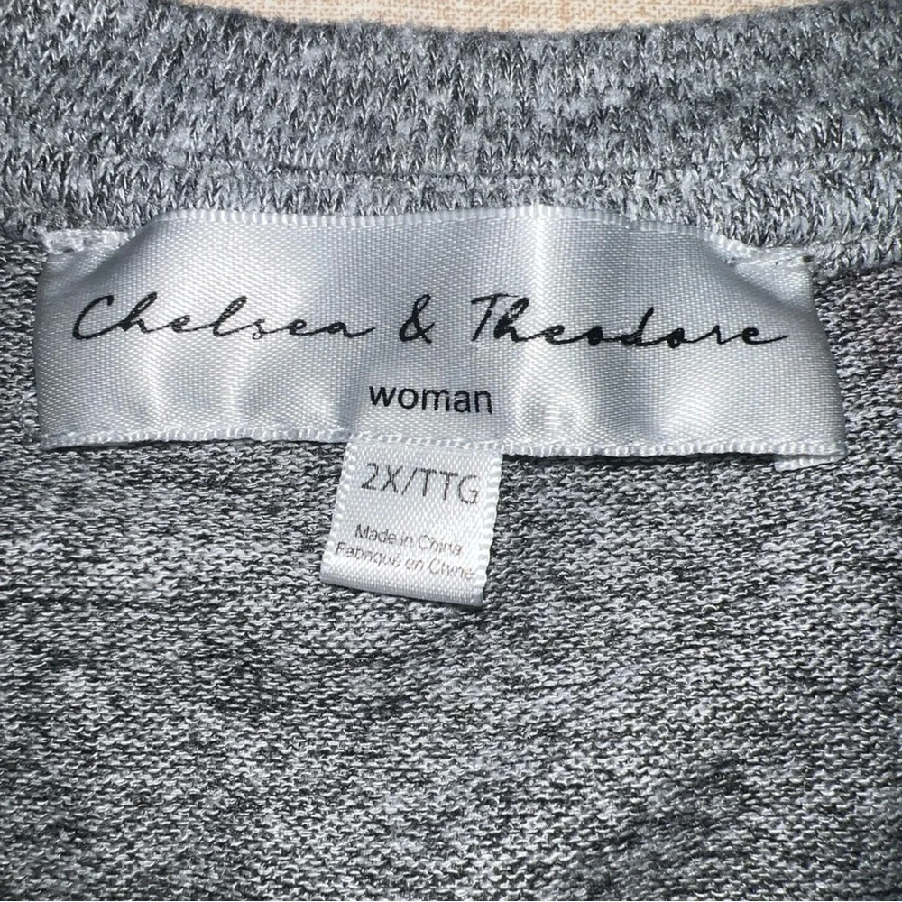 Chelsea & Theodore Gray & Pink Hearts Long Sleeve Top Soft Sz 2X Valentines. - Picture 3 of 7